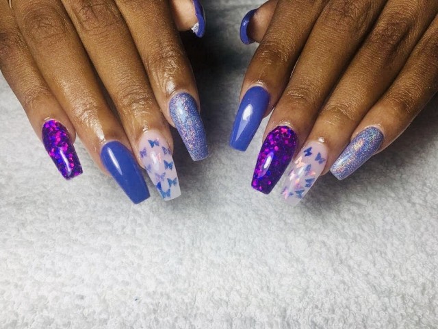 Acrylic Fullset with 2 Accent Nails for $140.00